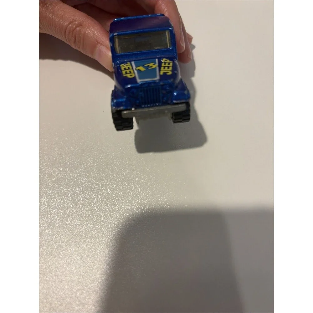 Hot Wheels 1980s Jeep Scrambler Blue/yellow